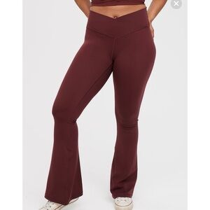 NWT Aerie Offline Real Me High Waisted Crossover Flare Legging Sz L